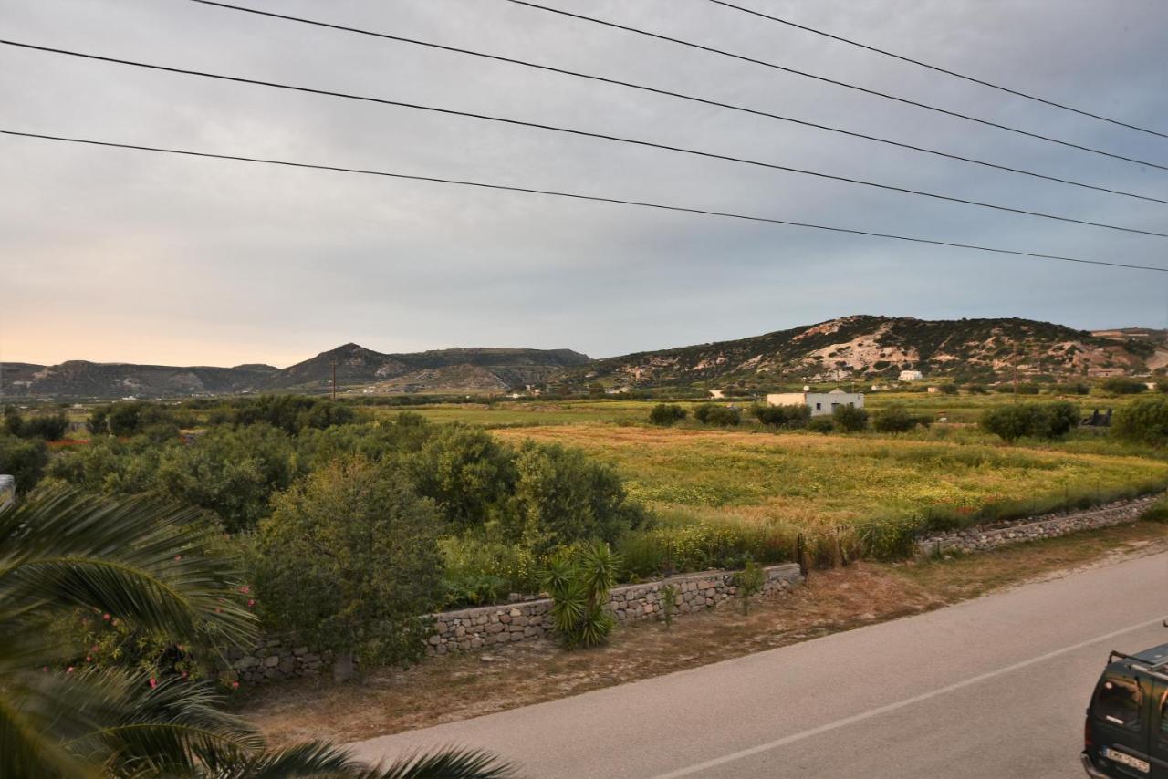 Avra Milos Zefiría Extérieur photo